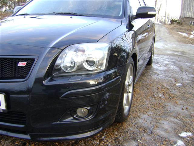closeup av front