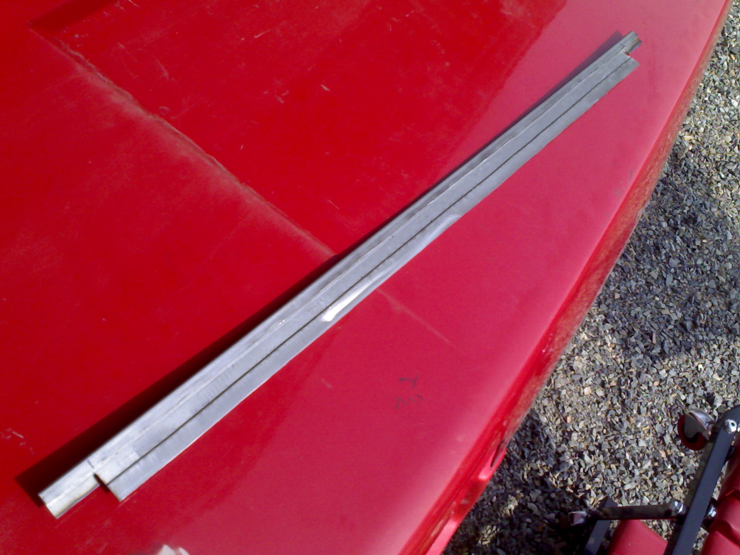 Lagde nederste karoseri del fra bunnen av.banka på den bitten der i 6 timmer Phu men så ble resultate over raskende bra