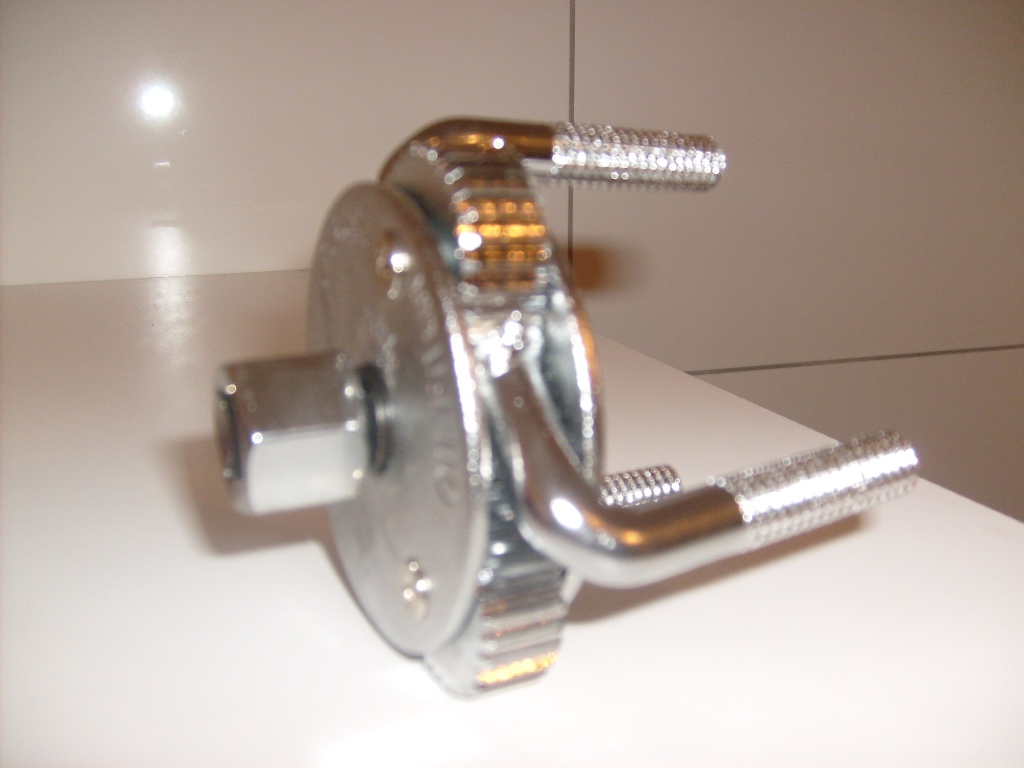 Skulle gjerne strammet med hånd men kom ikkje til....Da fikk jeg dradd litt til med dette men med en liten bulk på kjøpet...