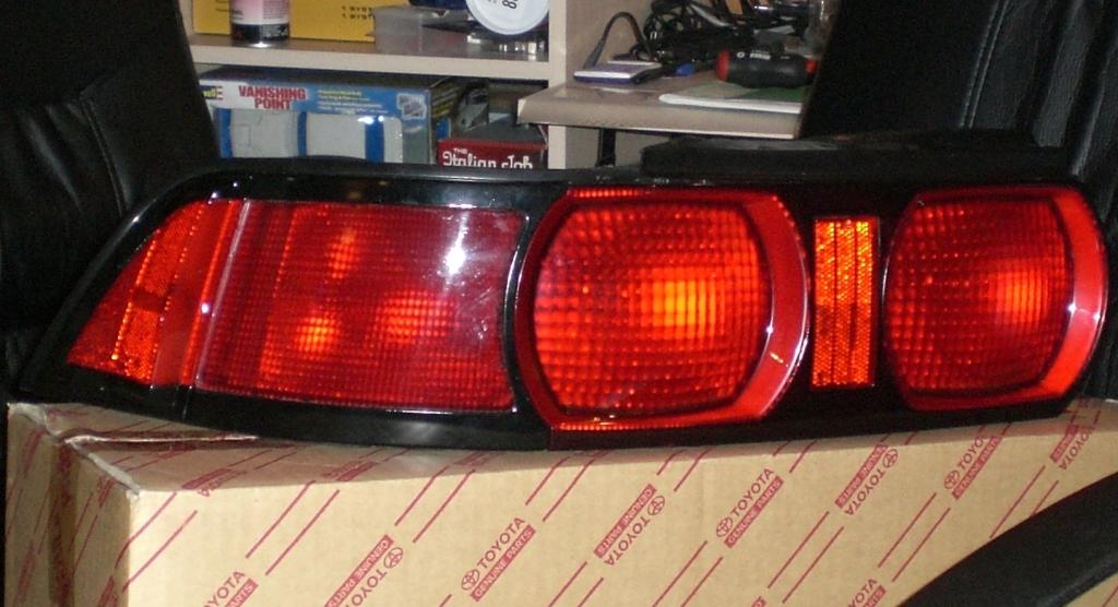 x hvite-rød blinkere bak 008red.jpg