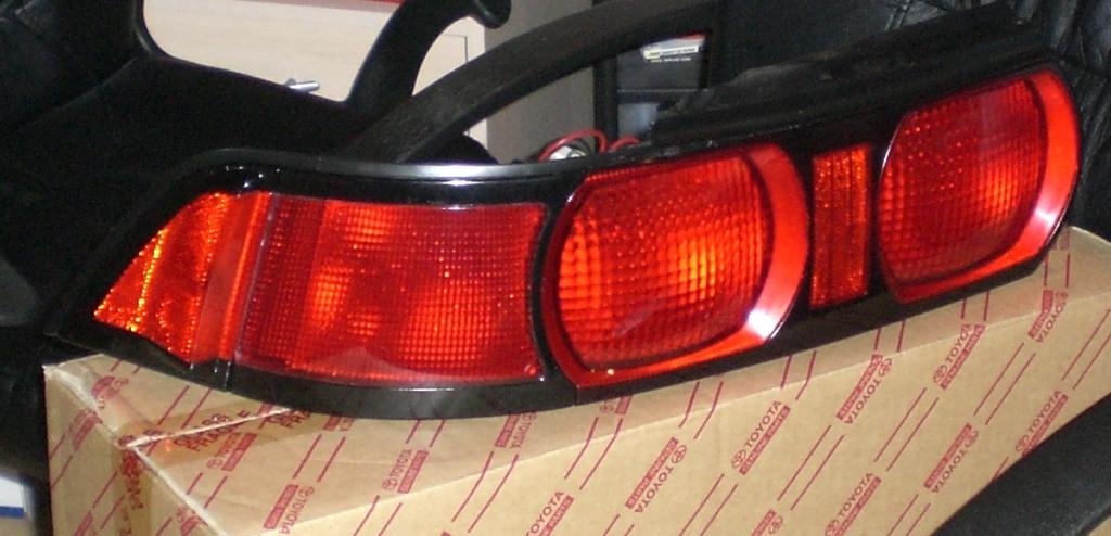 x hvite-rød blinkere bak 007red.jpg