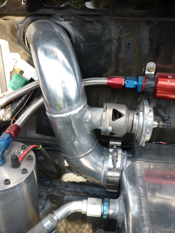 Sard racing dump ventilen fikk plass i bagasjerommet..