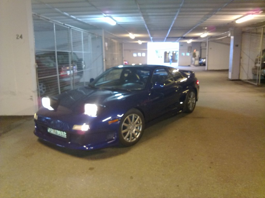 Nylakkert :D Stygge vinterfelgene på da men..