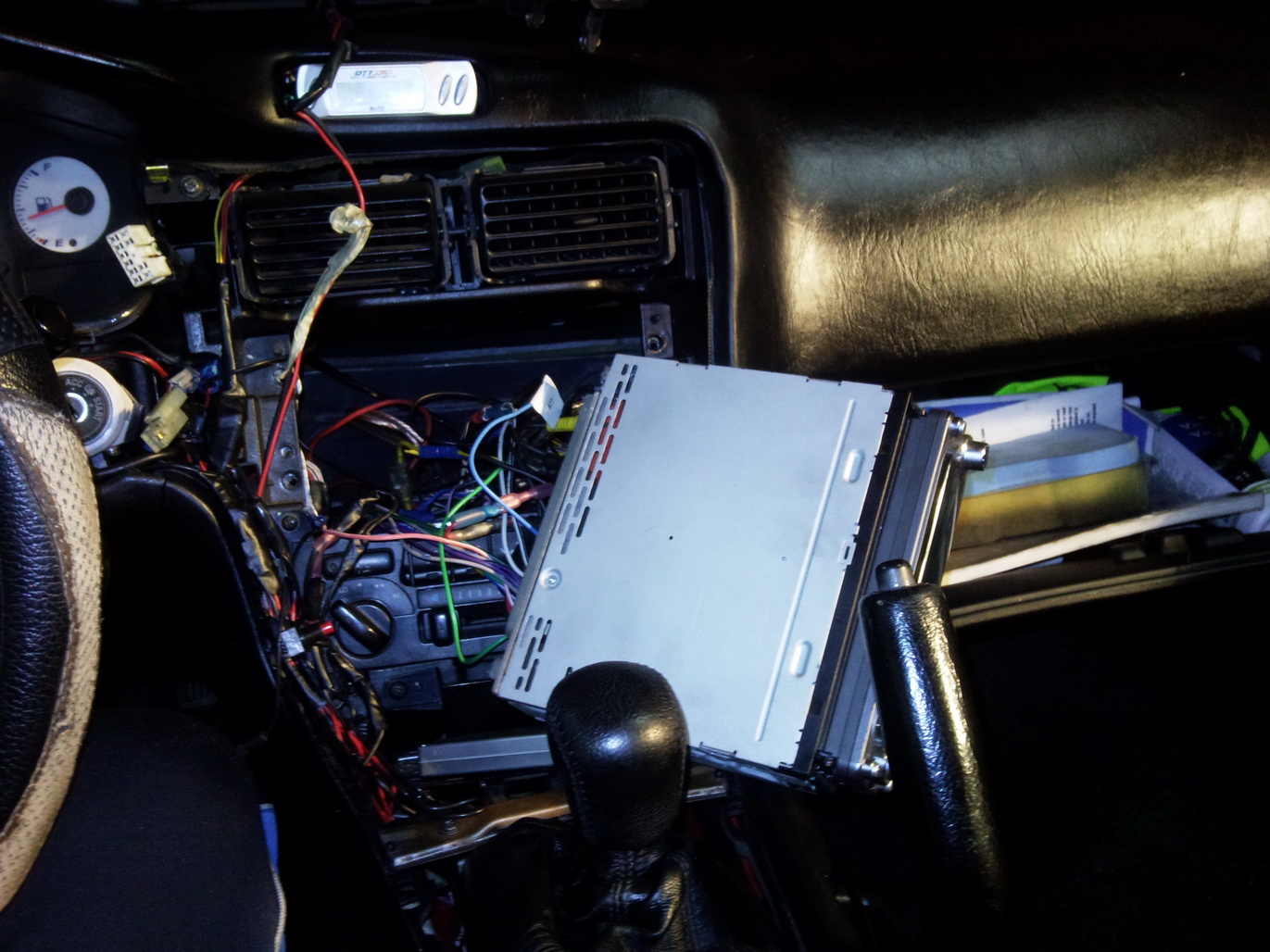 ut med cd-spilleren..