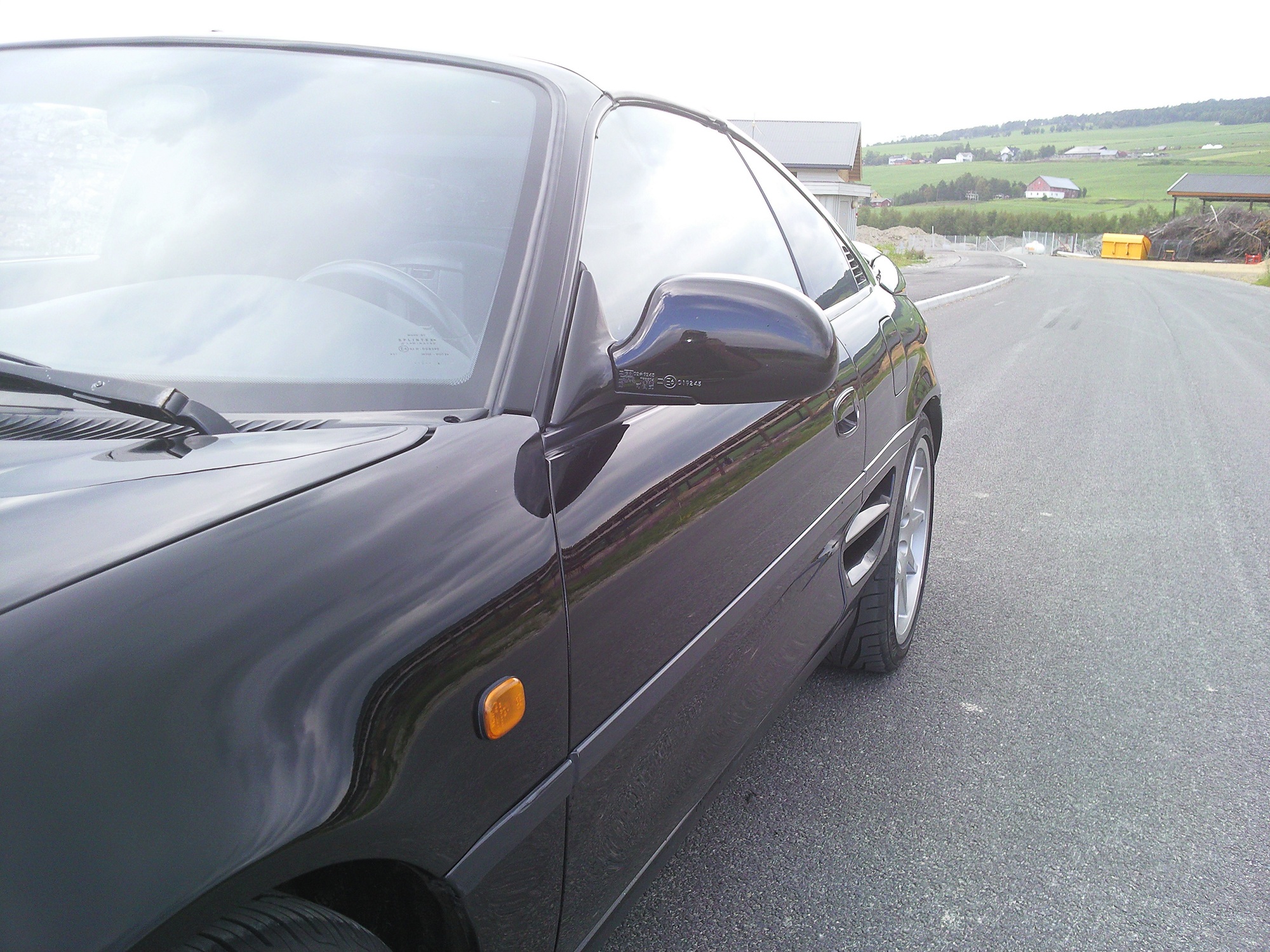 Er montert hvite blinkere etter bilde ble tatt