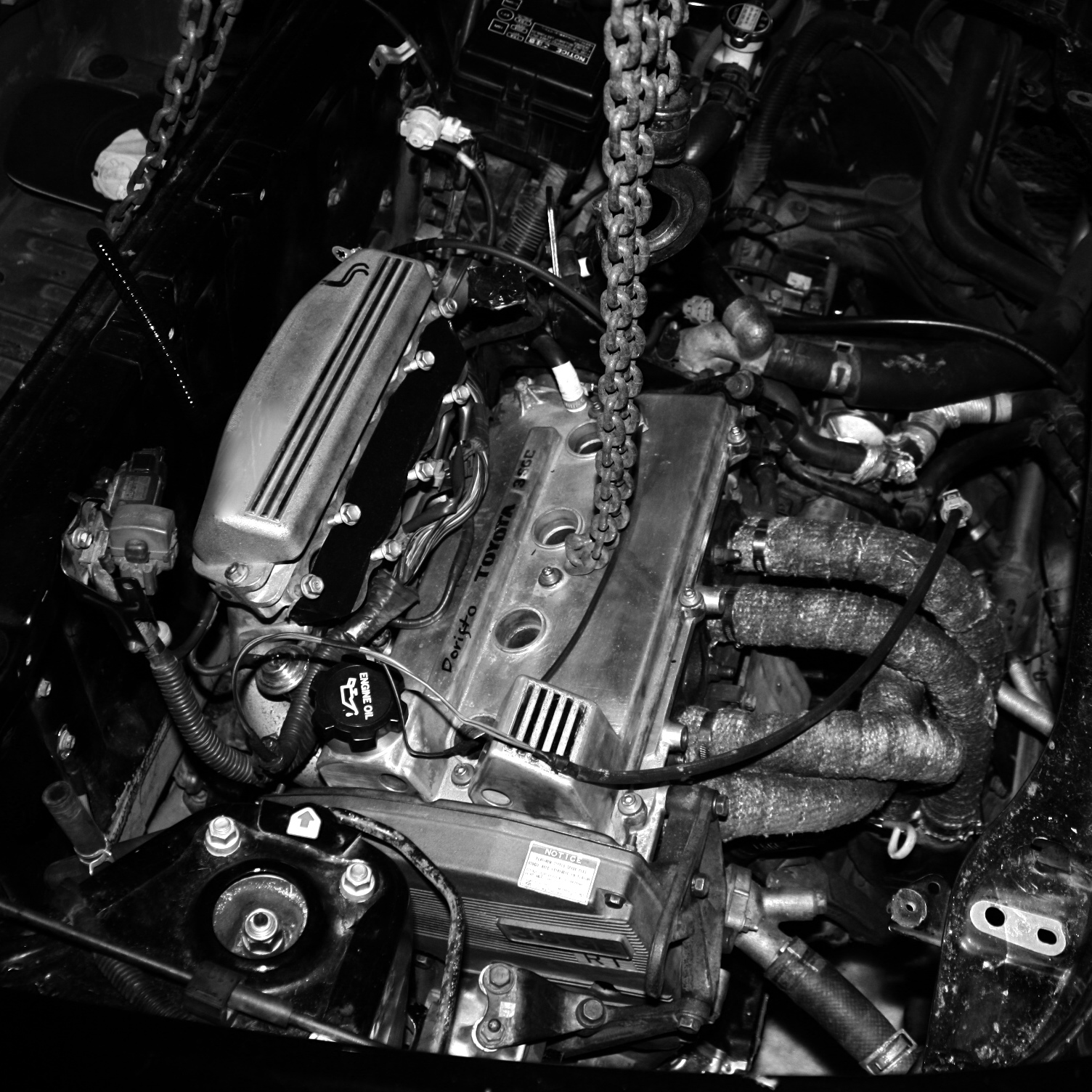 Motor på plass, med noen ting som gjenstår