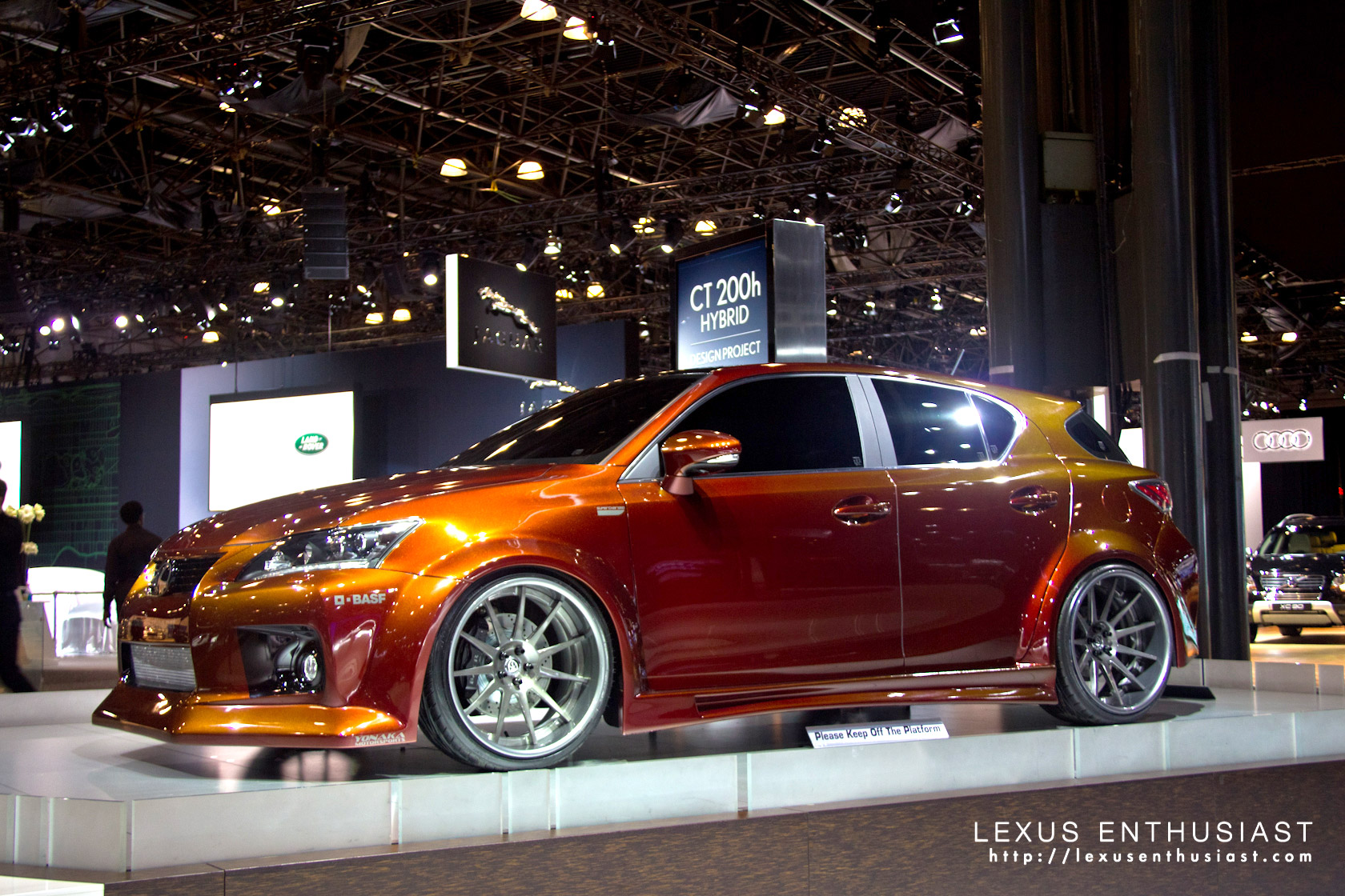 brian-fox-lexus-ct-nyias-1.jpg
