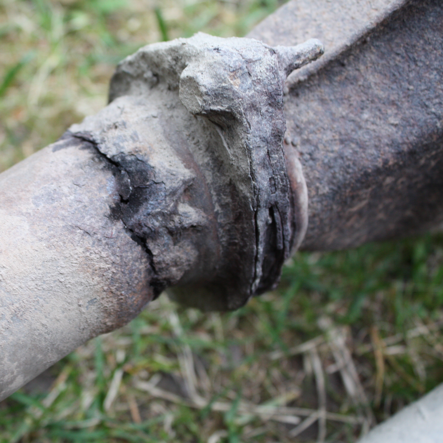 Flenge nesten hele veien rundt