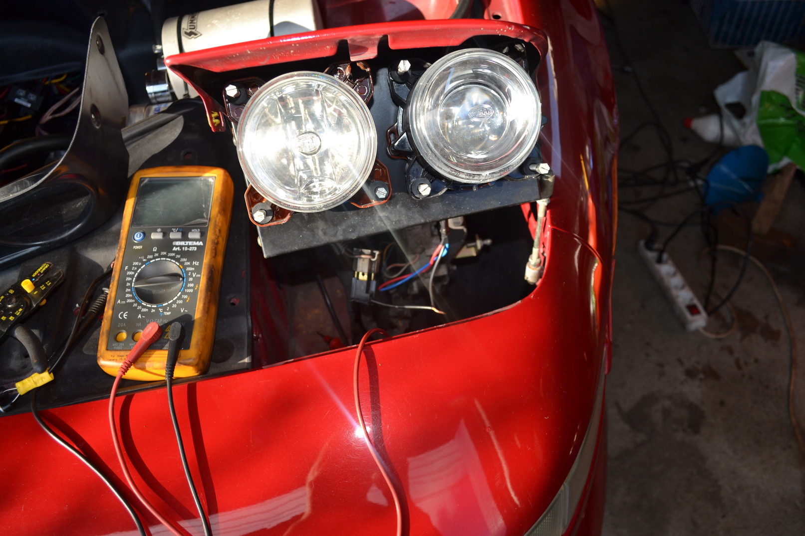 Så var det å finne ut hvordan de lyktene skal kobles..