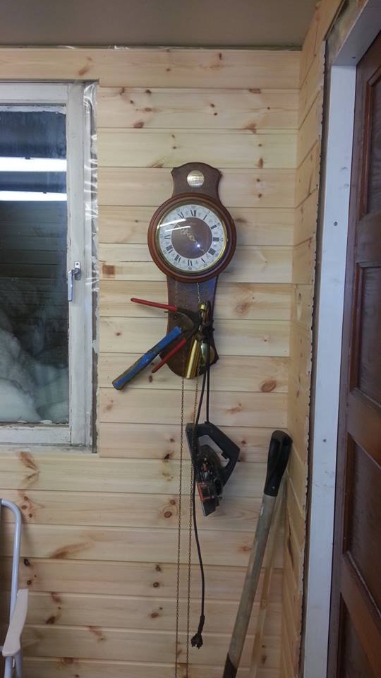 Verksted klokke for oppfinnere.jpg