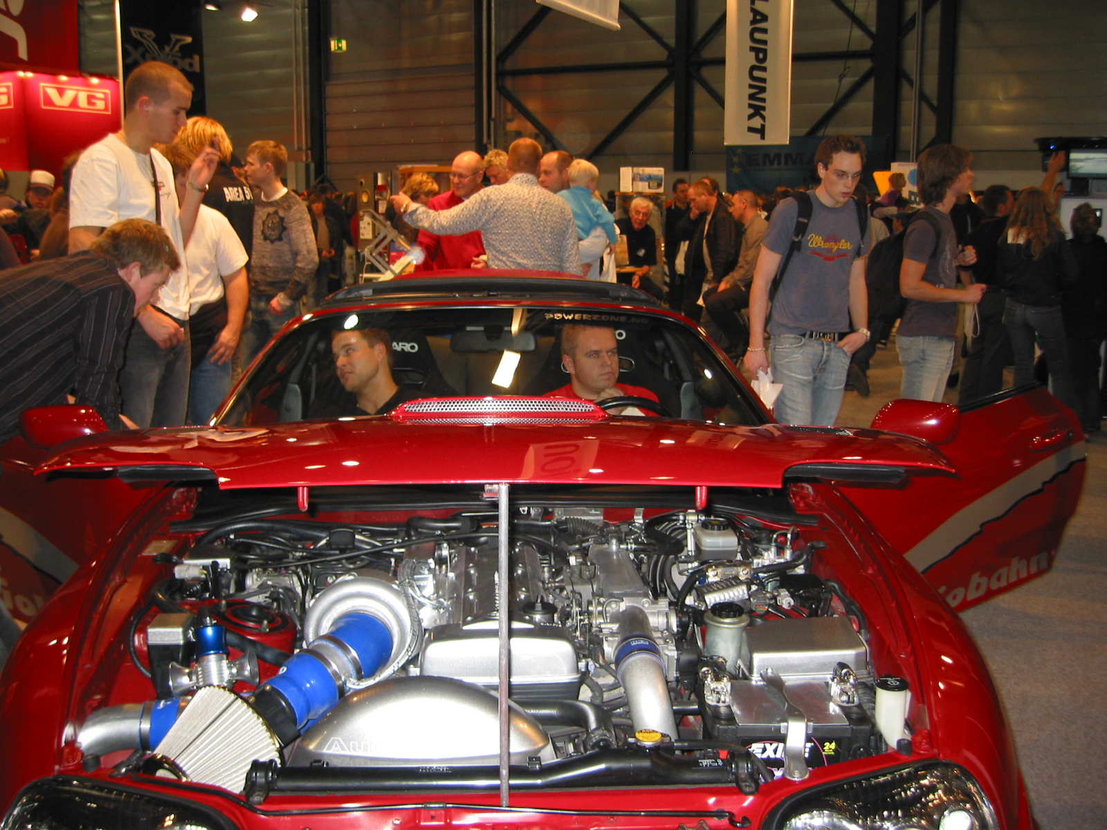 Audiobahn Supraen med ei voksen &amp;quot;vifte&amp;quot; der foran ;)