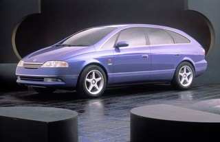 Et Lexus consept som det heldigvis ikke ble noe av ;-)