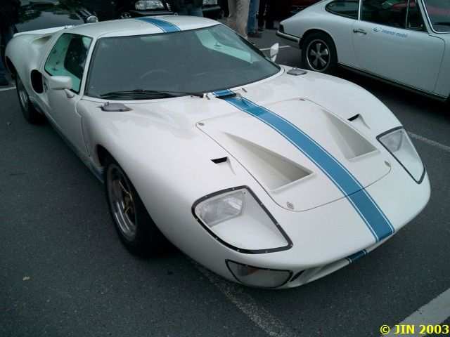 GT40...mmmmm....