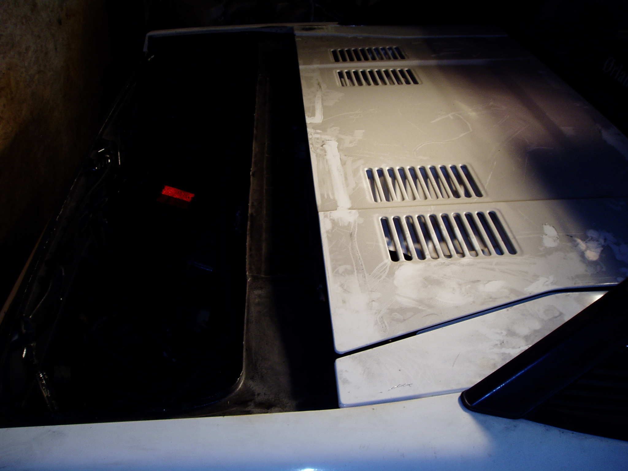 Her mangler det litt på lengden på panseret...