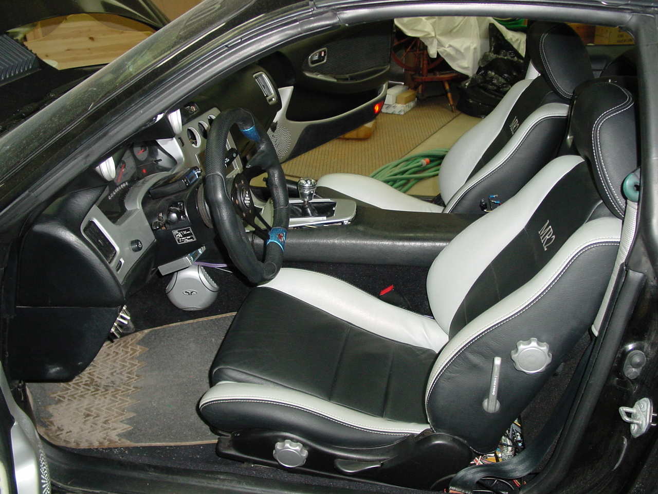 Hele kupeen, må se hva jeg finner på bak førersetet ;)