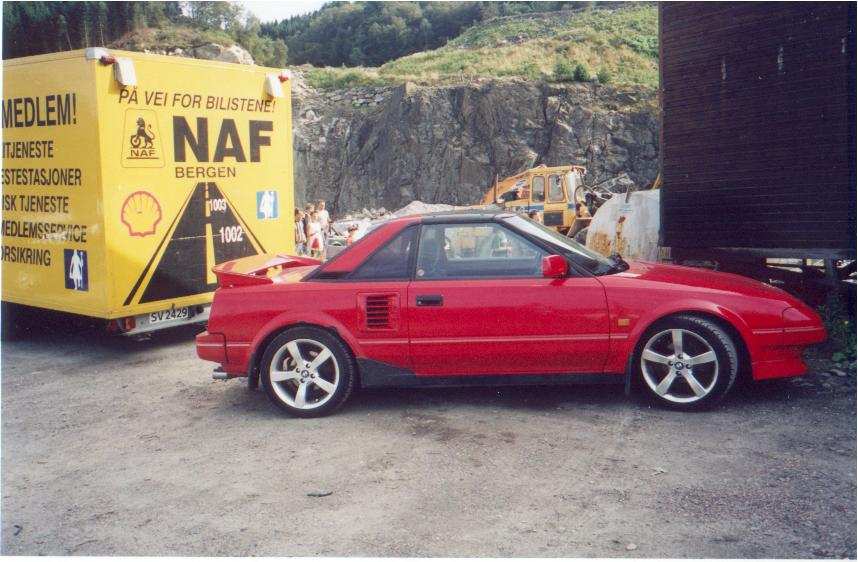 AMUND_MR2.JPG