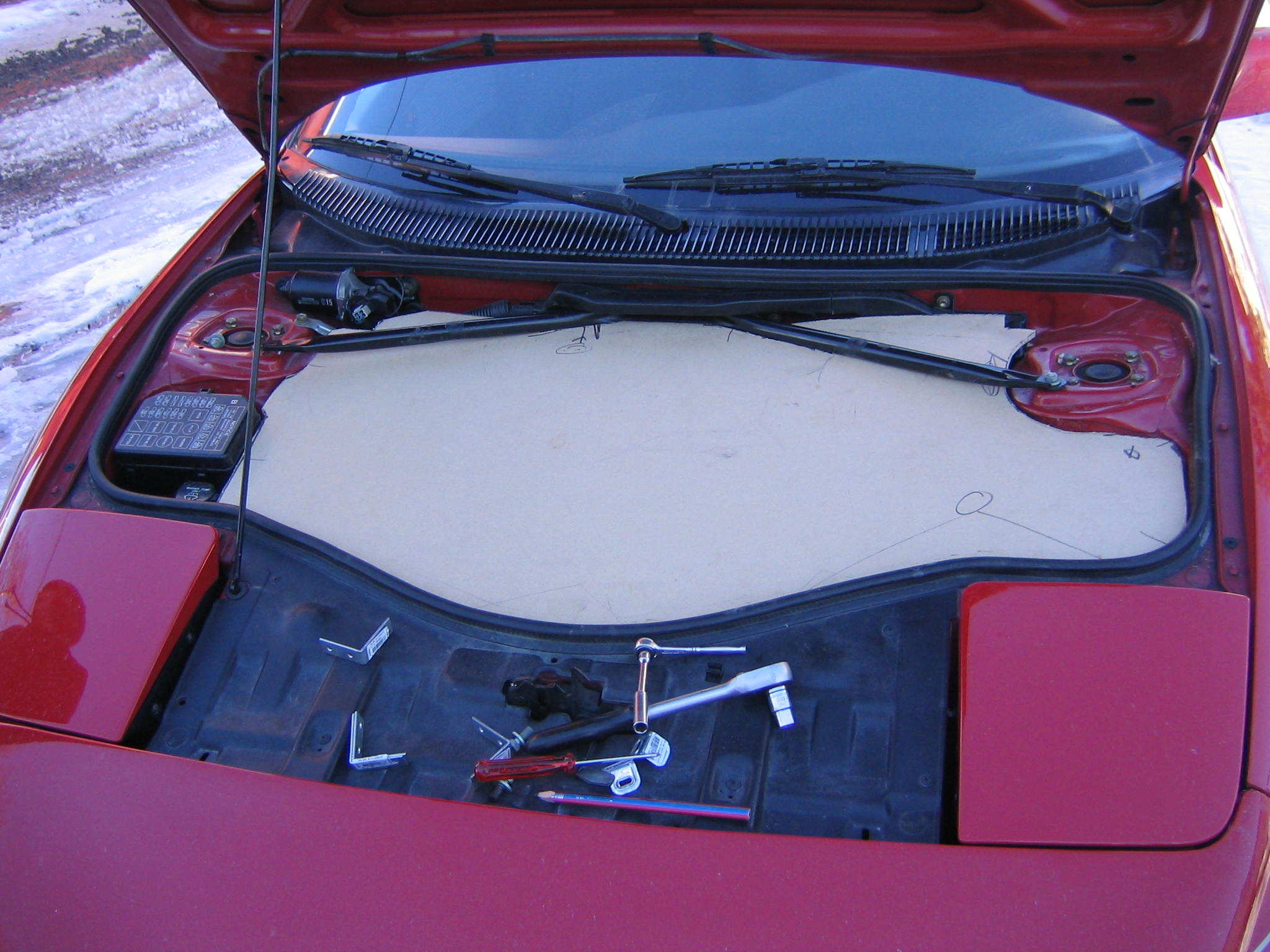 platen er skåret ut (etter mye tilpassing og fin skjæring)