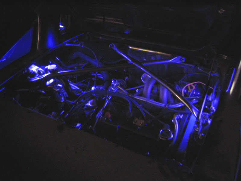 motor_i_moerket.jpg