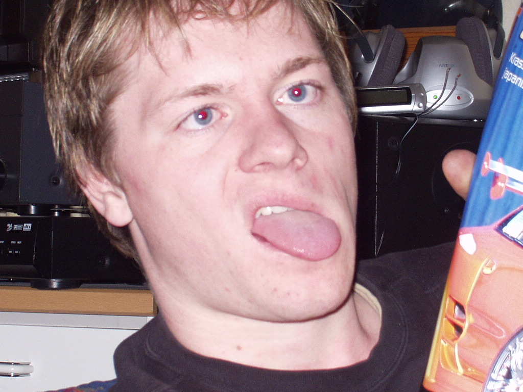 Etterpå ble han litt uvel... som bildet klart illustrerer....