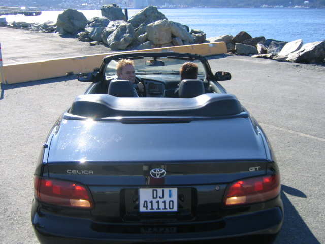 Supratt(Frank) begynte å bli sulten så han kjørte nesten ned kameramannen:)