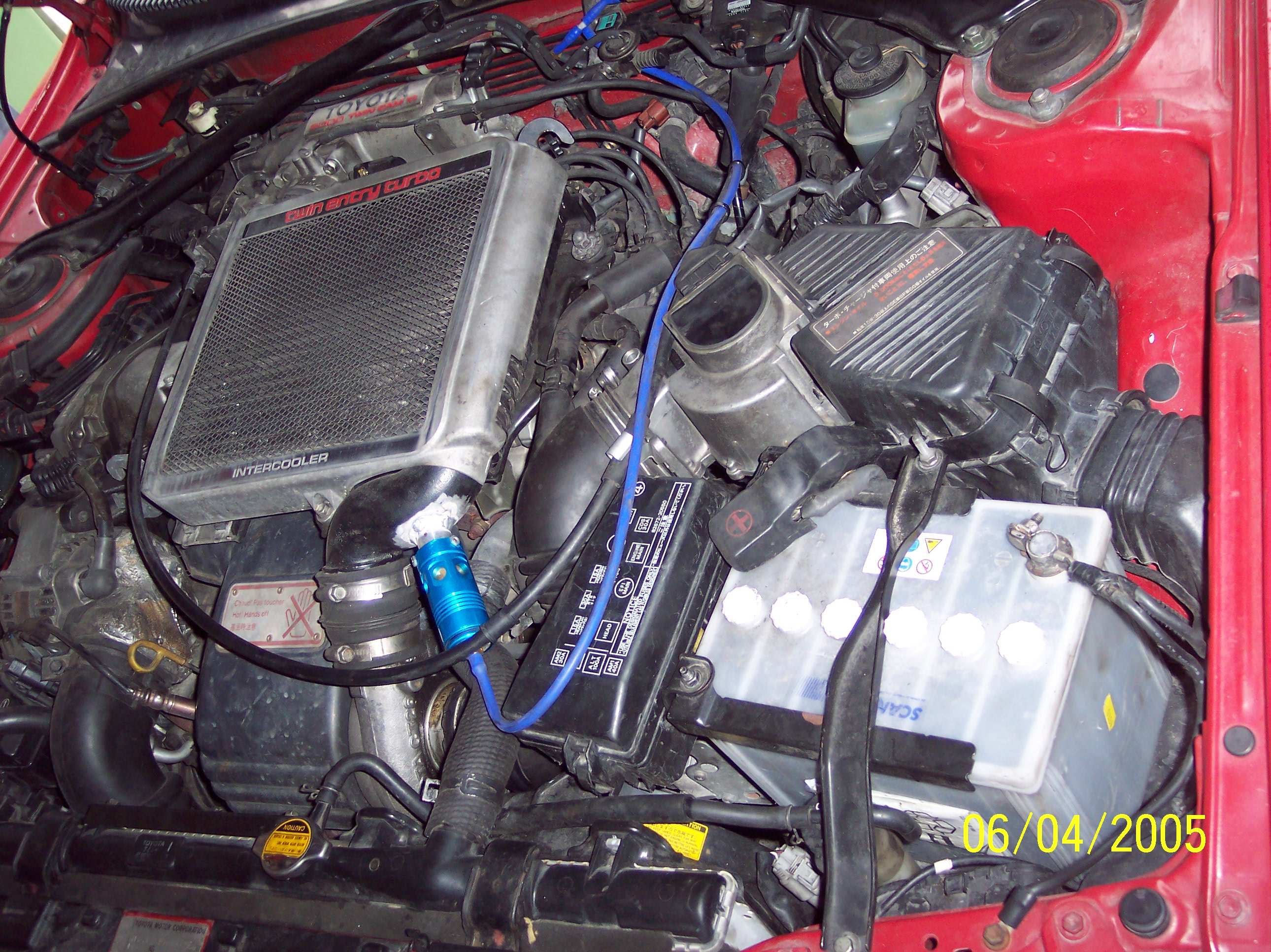 ett lite før bilde :) alt vell og bra, aner ingenting og ser frem til å få åpent luftfilter med grommere lyd.